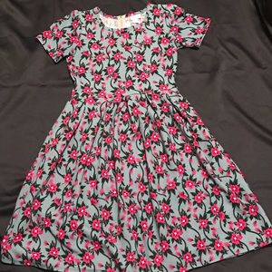 LuLaRoe M Floral Amelia